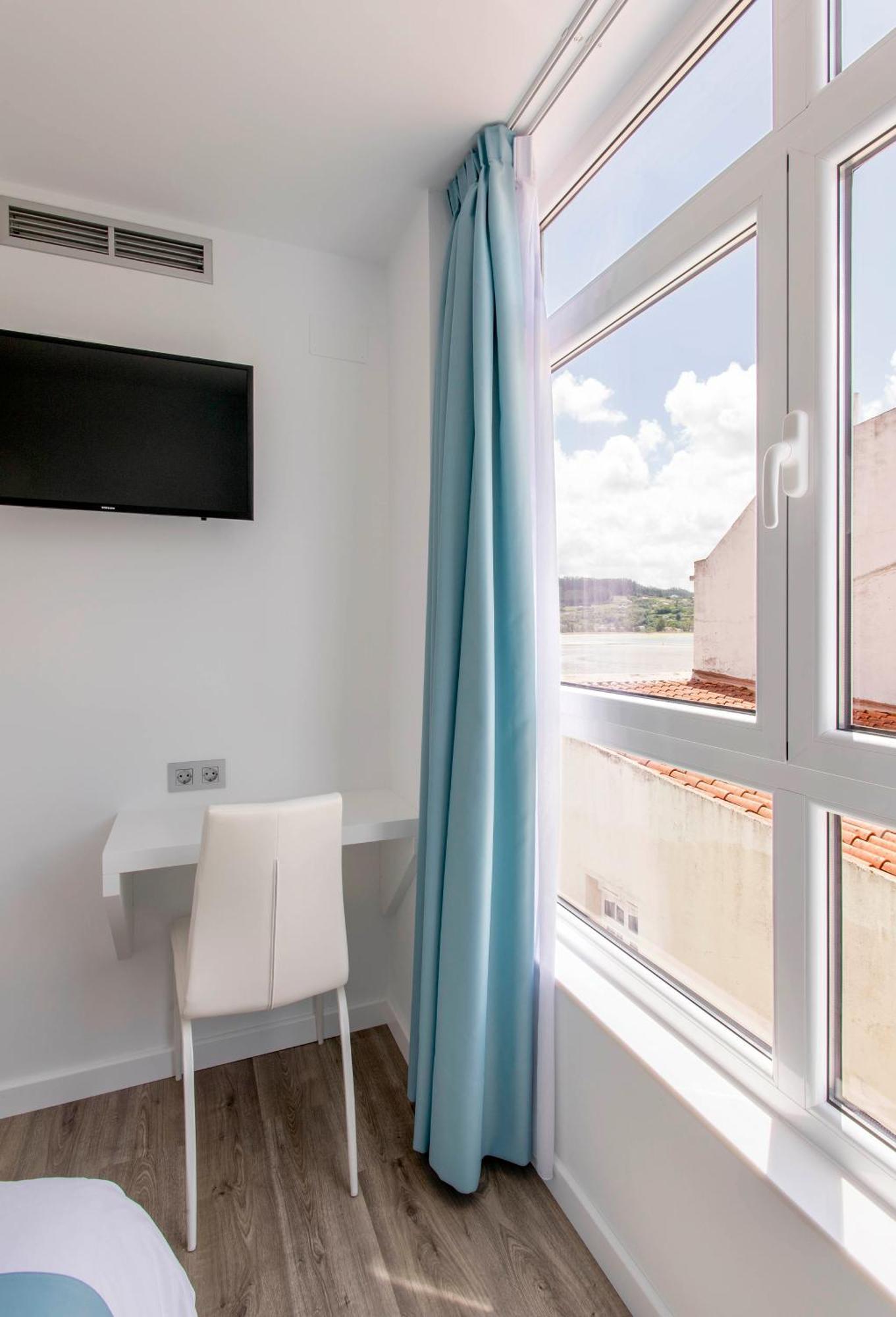 Hostal Praia Madalena Cedeira Eksteriør bilde