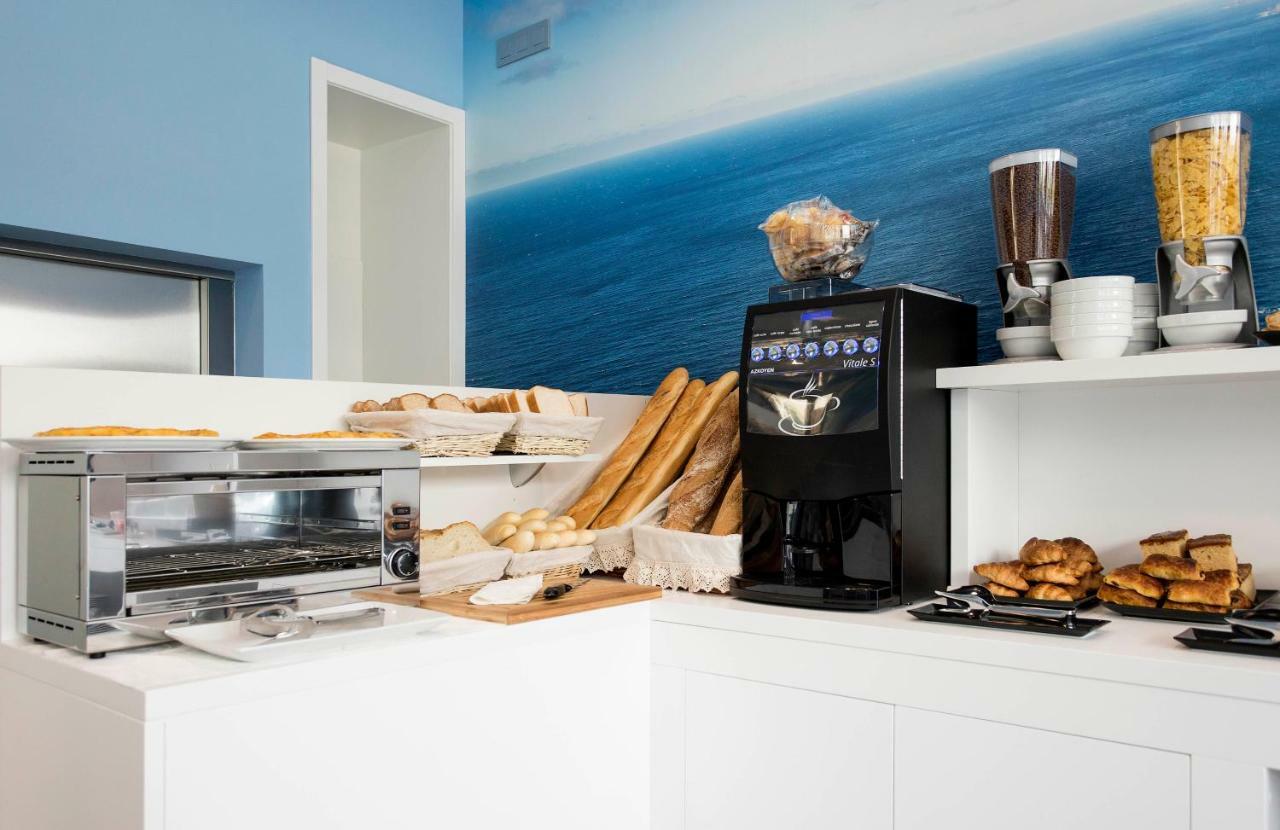 Hostal Praia Madalena Cedeira Eksteriør bilde