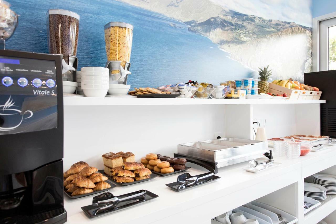 Hostal Praia Madalena Cedeira Eksteriør bilde